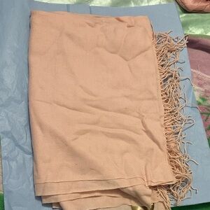 Nordstrom Cashmere Scarf in Soft Pink